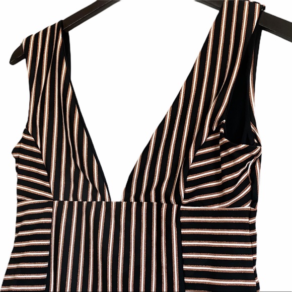 NWT L*SPACE Horizon Stripe Sunscape One Piece 12 - Picture 7 of 12